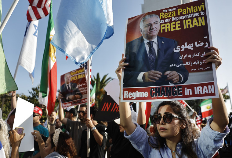 Image: Supporters of Regime-Change in Iran Rally in L.A.