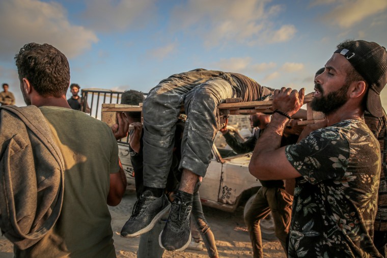 Israeli forces attack starving Palestinians seeking aid