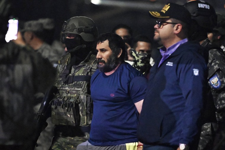 Image: ECUADOR-CRIME-DRUGS-POLICE-ARMY