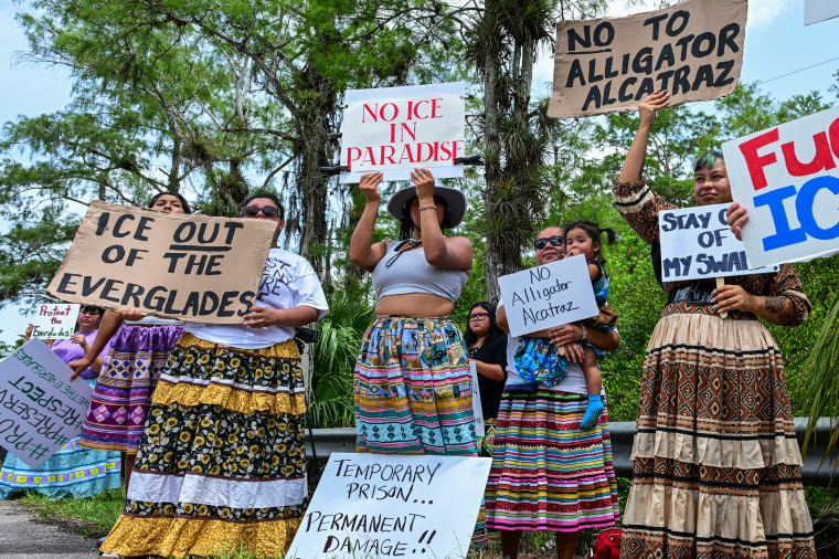 US-IMMIGRATION-DETENTION-PROTEST