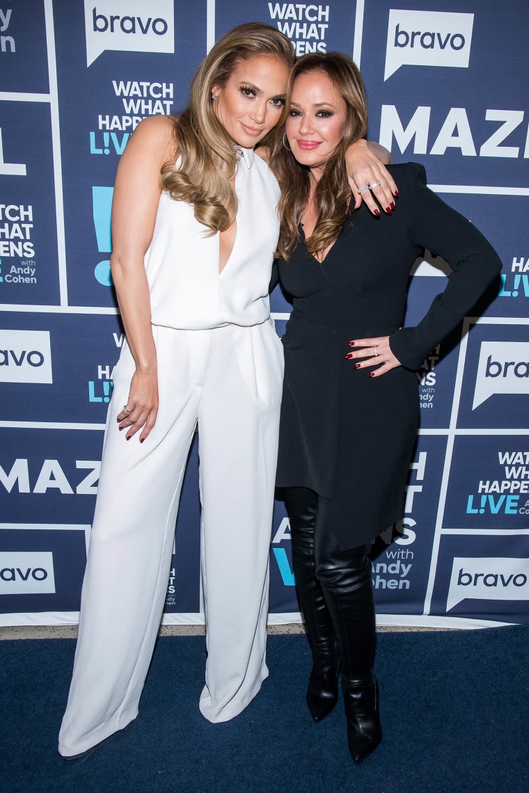 Jennifer López y Leah Remini