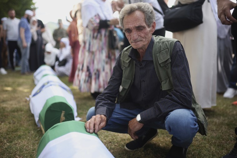 سالگرد بوسنی Srebrenica