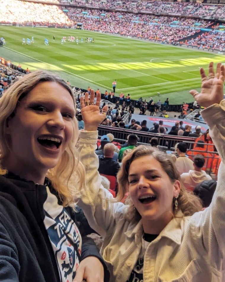 Billie was accompanied by her friend Lorna to the match at Wembley Stadium in London.