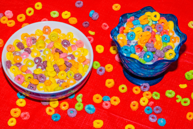 Two bowls of Froot Loops