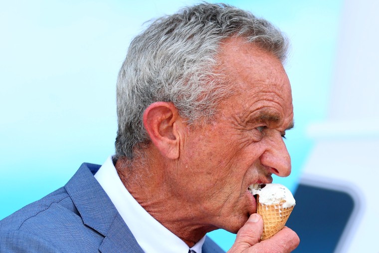 RFK Jr. eats ice cream