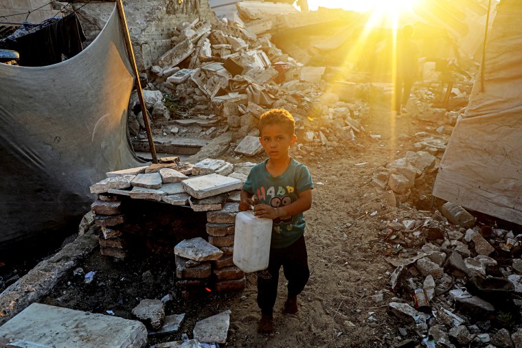 MIDEAST-GAZA CITY-DISPLACED CHILDREN