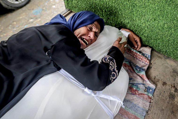 Israeli attacks on Gaza continue