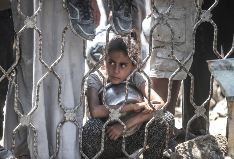 Food distributed to Palestinians struggling with hunger in Gaza