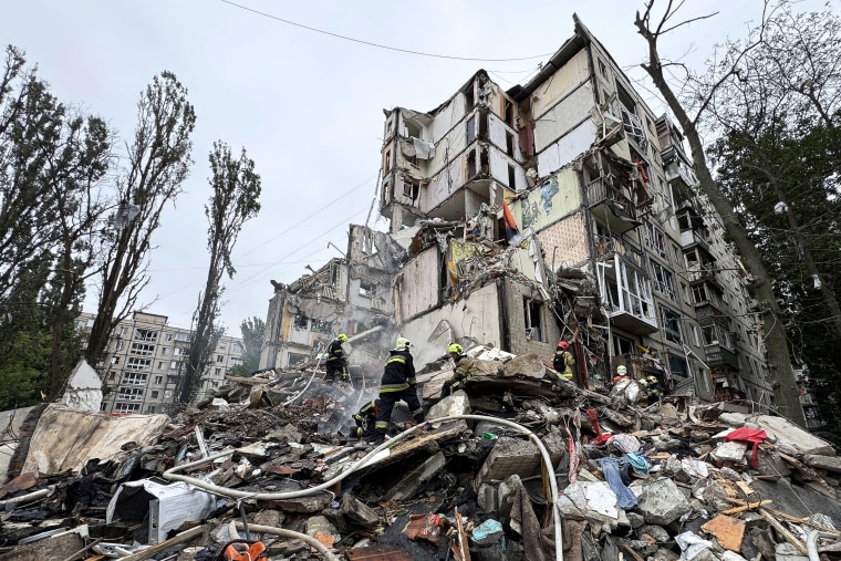 Russia claims capture of Ukrainian stronghold Chasiv Yar; Kyiv denies loss