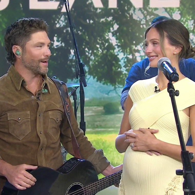 Chris Lane, Laura