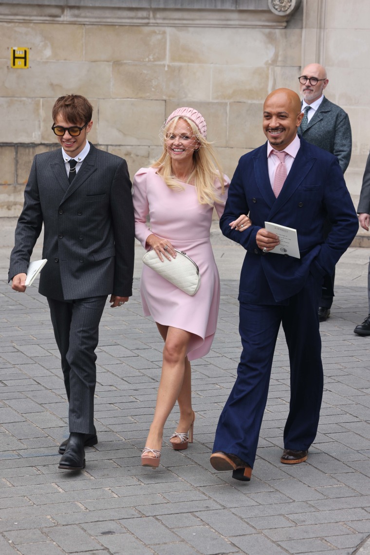Mel B se casa com Rory McPhee na Catedral de São Paulo em Londres
