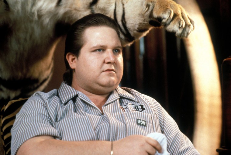 Mark Holton em uma cena de cinema 