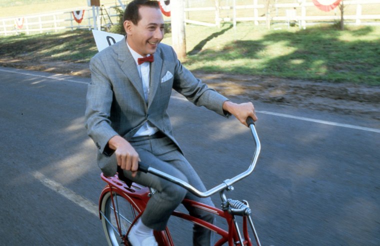 Paul Reubens em uma cena de cinema 