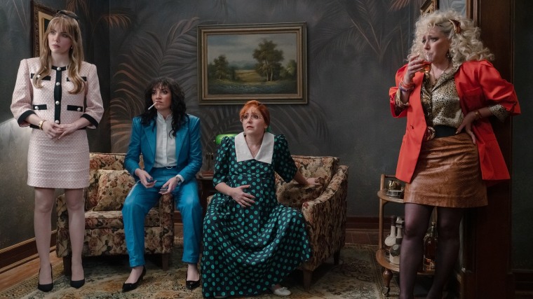Belinda as Daniela Levy de Mijares, Regina Blandรณn as Yuri Bosรฉ, Diana Bovio as Dulce DโAlessio and Mariana Treviรฑo as Lupita Romo in "Mentiras, La Serie."