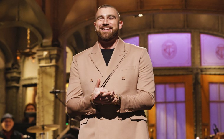 Travis Kelce Hosting "Sábado por la noche en vivo."