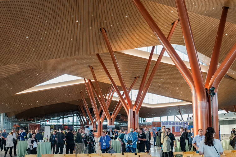 Over 4000 constellation lights in the ceiling illuminate the new Terminal Modernization Program at Pittsburgh International Airport.