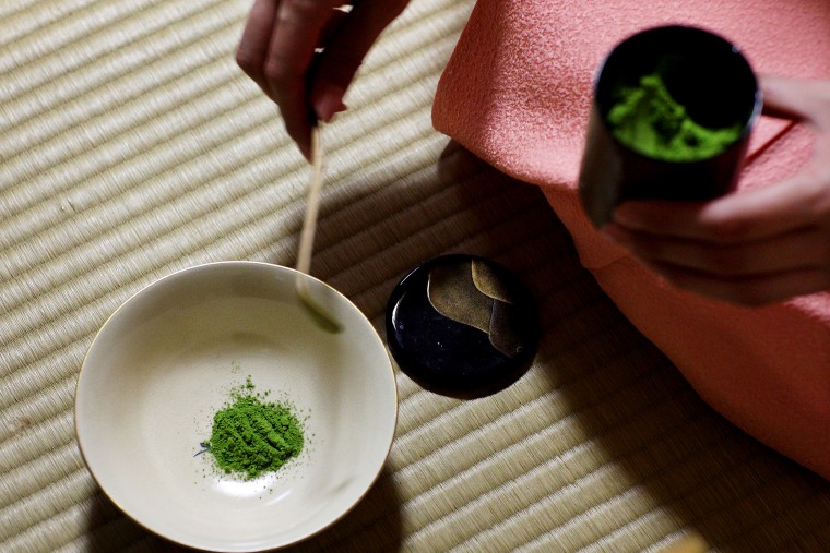 A tea ceremony class by Yumiko Takada on Nov. 2, 2014, in Tokyo.
