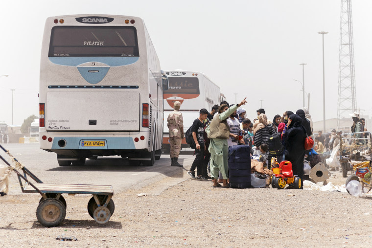 Mass-Deportations-from-Iran