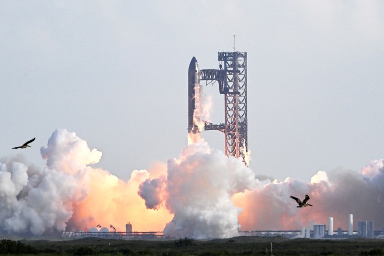 TOPSHOT-US-SPACE-AEROSPACE-SPACEX-STARSHIP