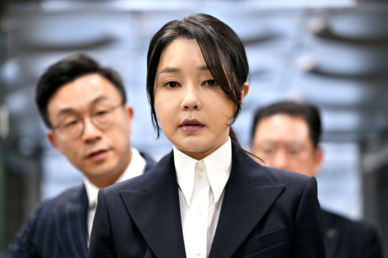 Special counsel Seeks Warrant To Arrest Ex-First lady Kim Keon Hee