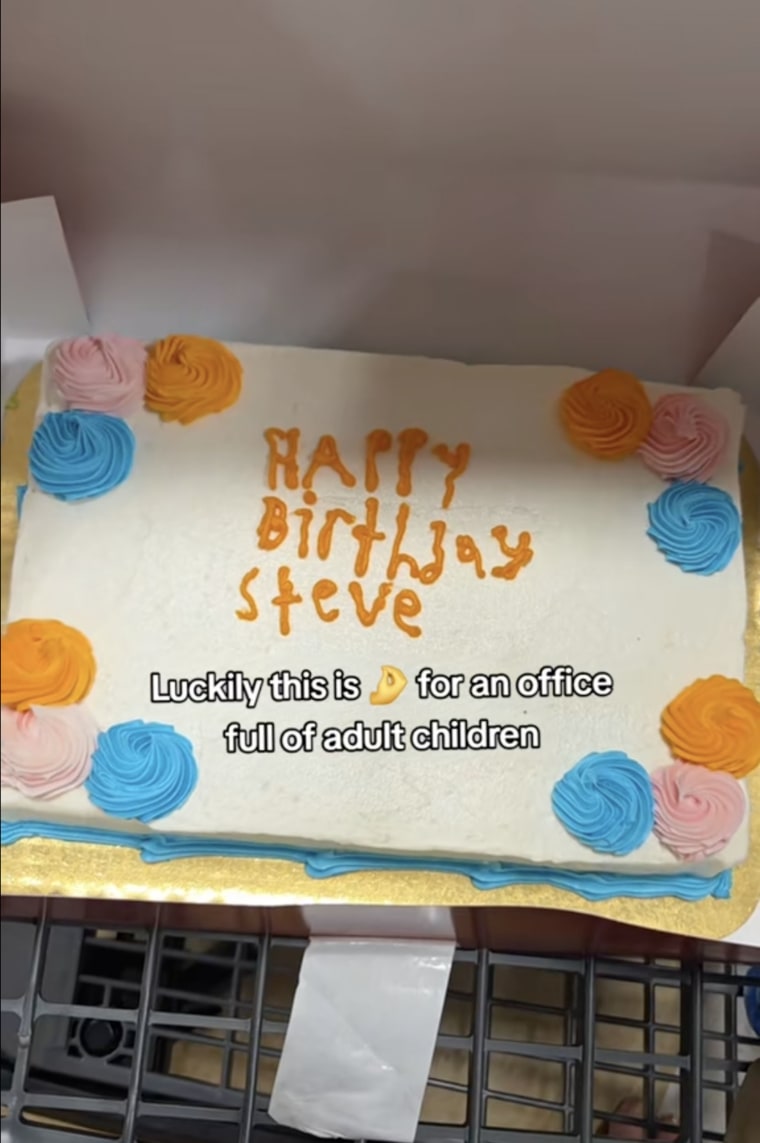 Woman Picks Up Co-Worker's Birthday Cake, Gets Warning From Baker: 'I Did My Best'