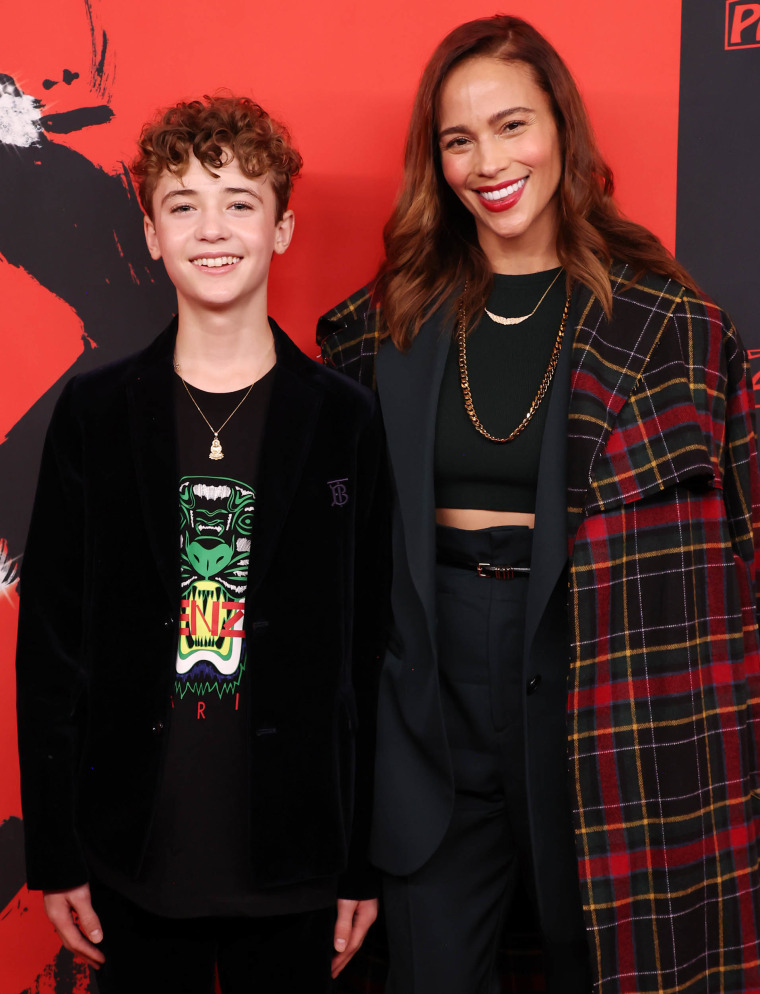 Julian Thicke (L) y Paula Patton