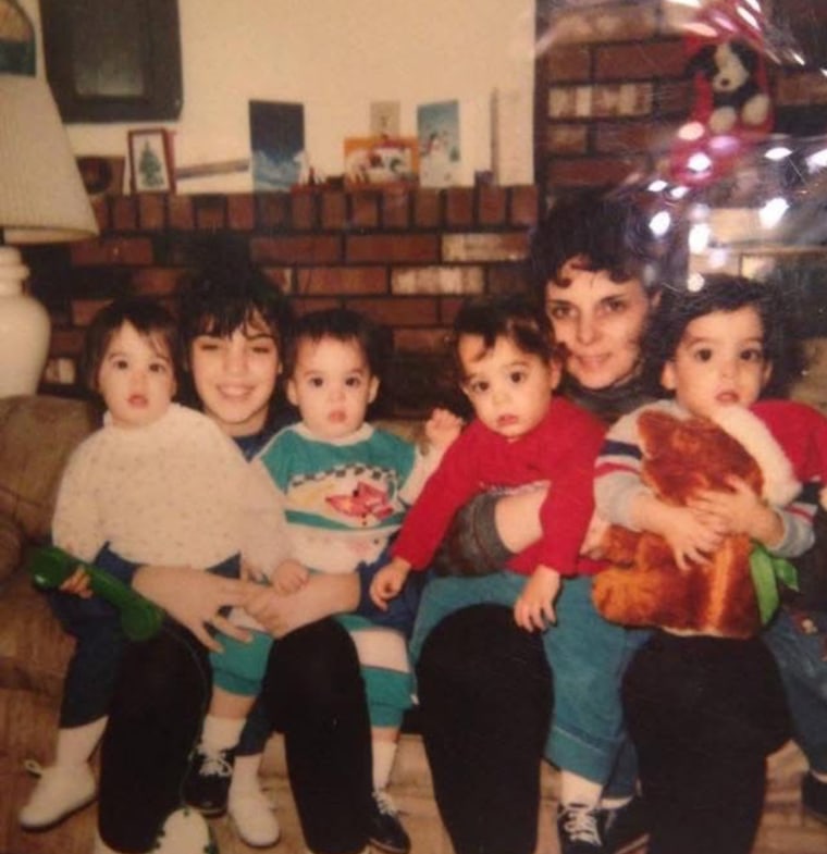 Quadruplet Gets a Gift from Her Late Mom: Quintuplets