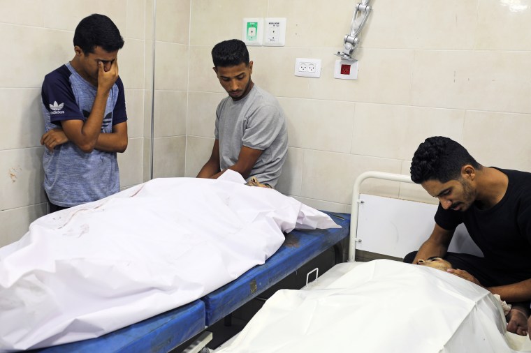 Israeli attacks on Gaza continue
