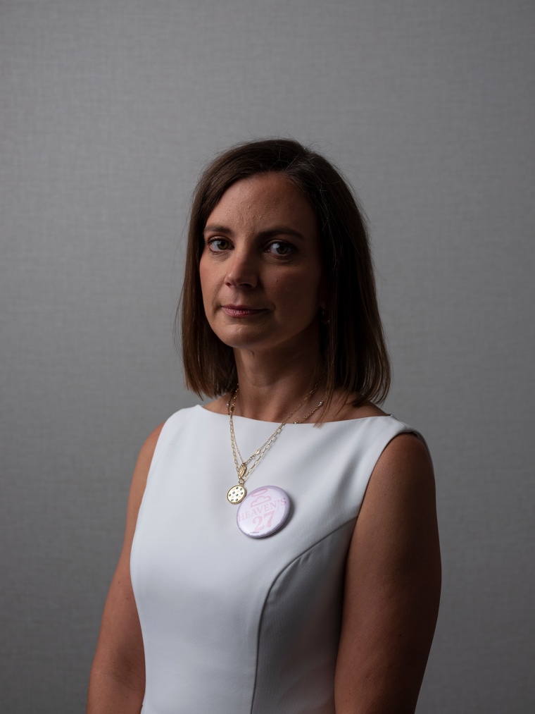 Kristin Pohl, mother of Abby.