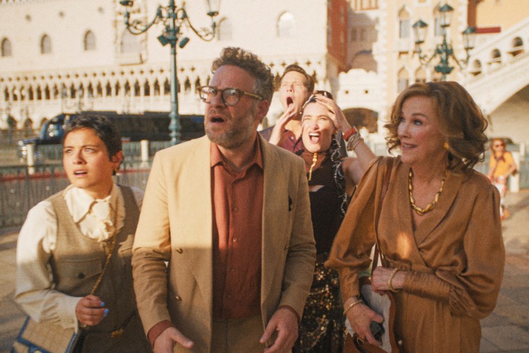 Chase Sui Wonders, Seth Rogen, Ike Barinholtz, Kathryn Hahn and Catherine O’Hara in "The Studio."
