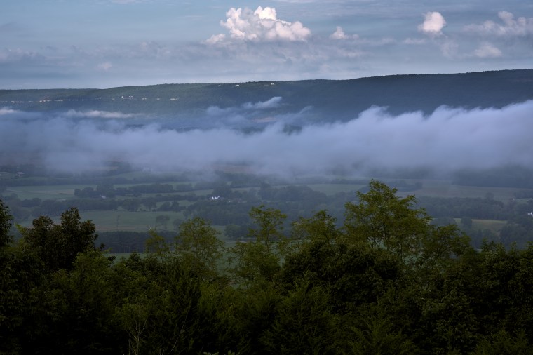 The Sequatchie Valley Overlook near the Shdowlands RV park.
