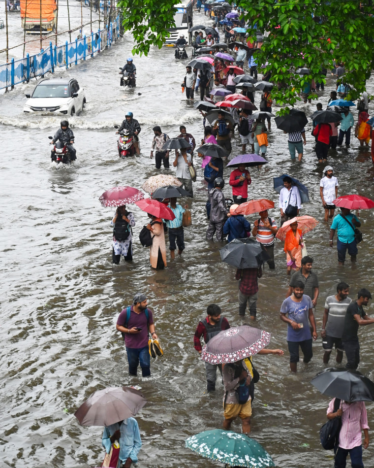 Heavy Rainfall Wreaks Havoc In Kolkata