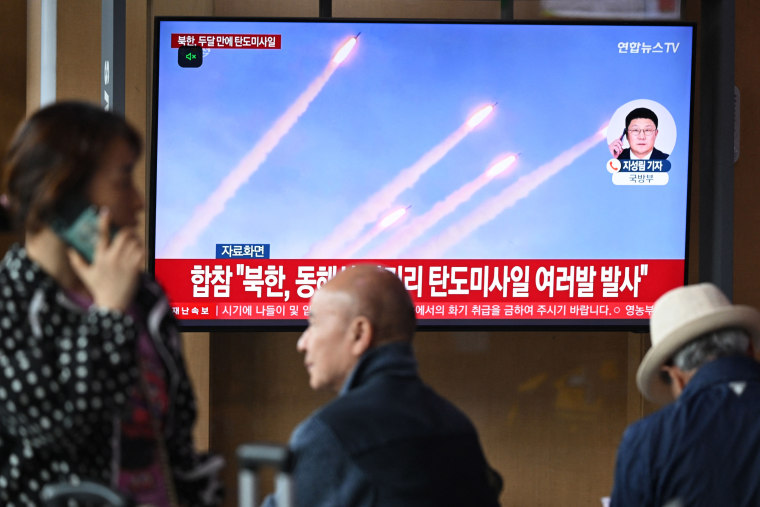Topshot-skorea-nkorea-misil