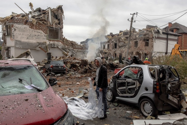 TOPSHOT-UKRAINE-RUSSIA-CONFLICT-WAR