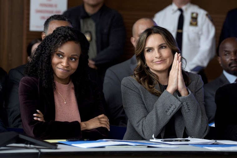 Aimé Donna Kelly as Capt. Curry and Mariska Hargitay as Capt. Olivia Benson on "Law & Order: Special Victims Unit."