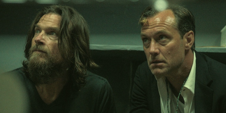 Jason Bateman as Vince, Jude Law as Jake in "Black Rabbit." 