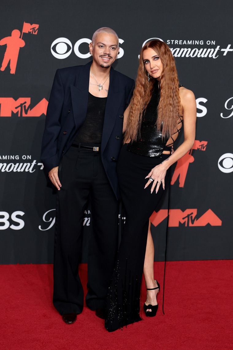 Evan Ross and Ashlee Simpson.