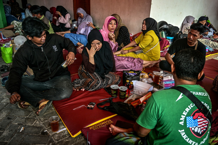 INDONESIA-MISSING-COLLAPSE-ACCIDENT