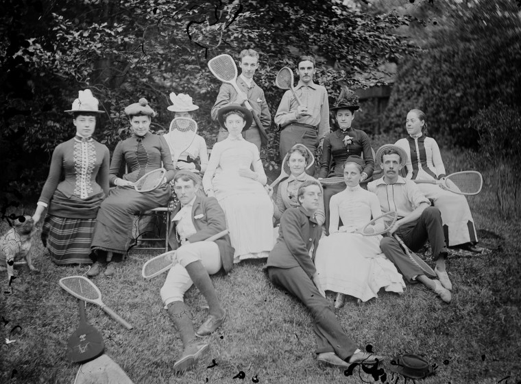 Group on tennis ground, August 5, 1886.