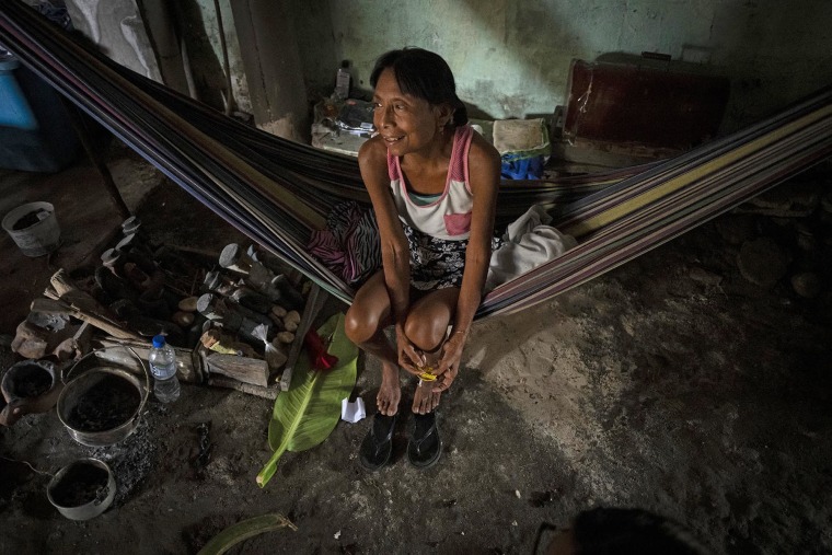 Luciana Perez, an Indigenous Guna woman, at her home on the Panamanin island Gardi Sugdub on May 27, 2025.