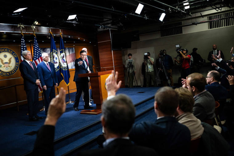 Trump Adviser Sees 'Stronger Measures' If Shutdown Continues