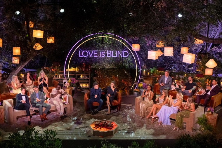 Season 9 cast members gather for a reunion episode of 