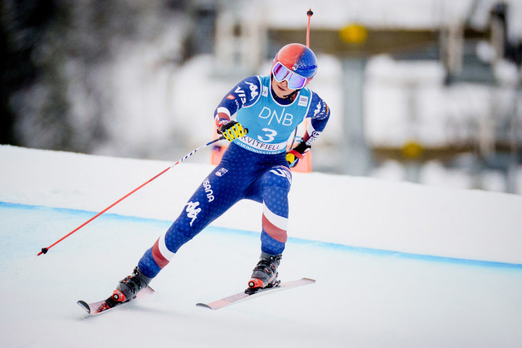 ALPINE-SKI-WORLD-NOR-WOMEN-DOWNHILL