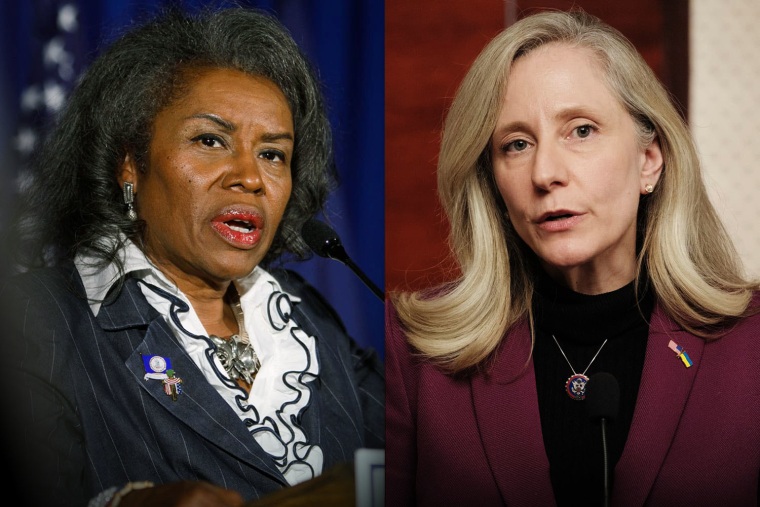 Vice-governador da Virgínia, Winsome Earle-Sears; Representante Abigail Spanberger