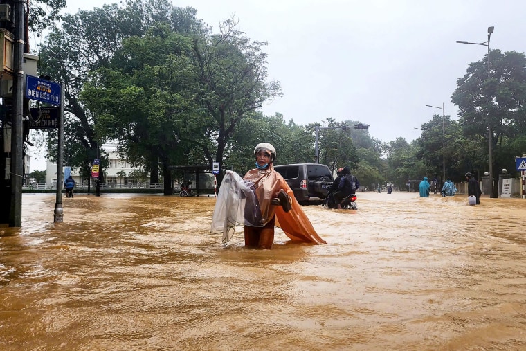 Image: TOPSHOT-VIETNAM-CLIMATE-WEATHER-RAIN