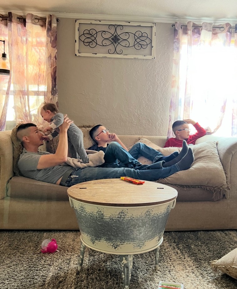 Deano Valdez with his children