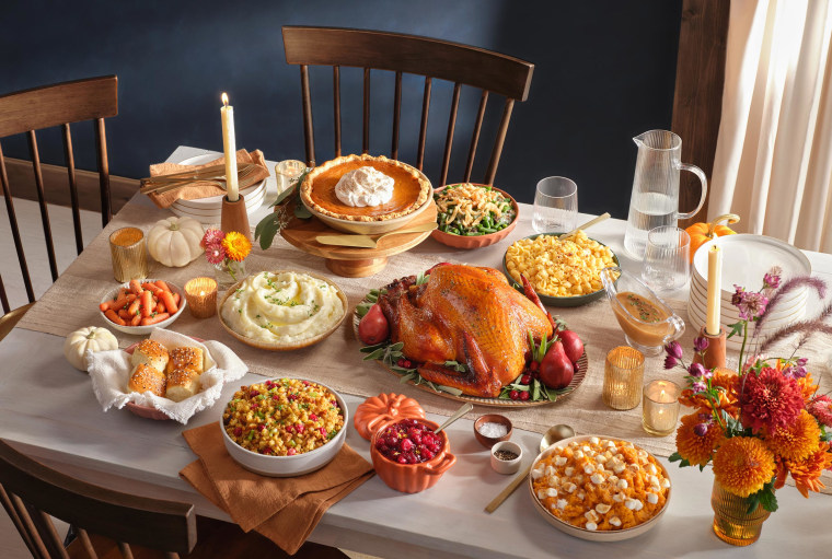 Aldi's $40 Thanksgiving dinner.
