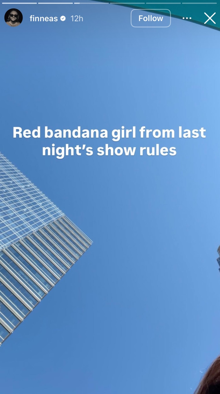 ビリーの弟、フィンランドのエイルド、アイリッシュ・アイリッシュが赤い少女についてコメント。