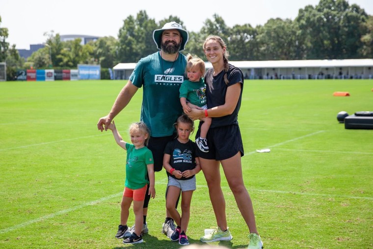 Jason and Kylie Kelce with their daughters. 