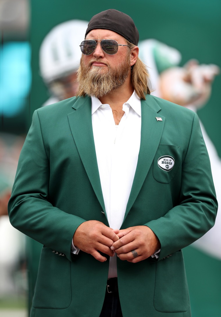 Former Jets Center Nick Mangold Dies at 41